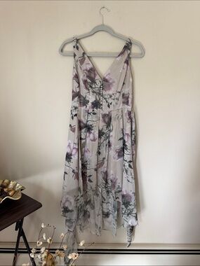 Forever New Floral Elegant Dress Size 12